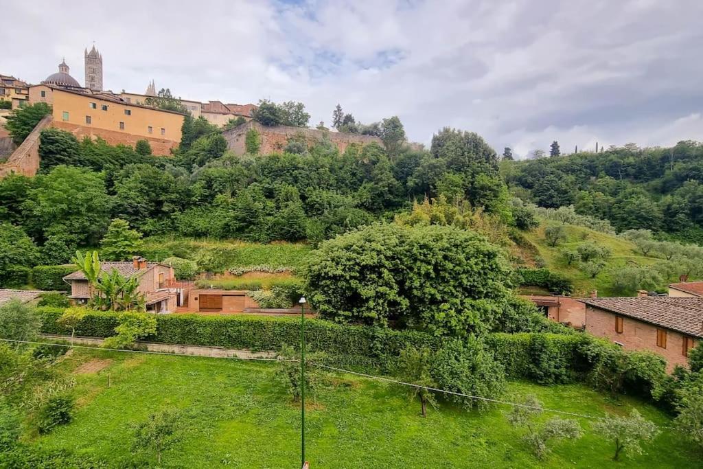 Casa Duccio Alle Mura Della Citta Siena Kültér fotó